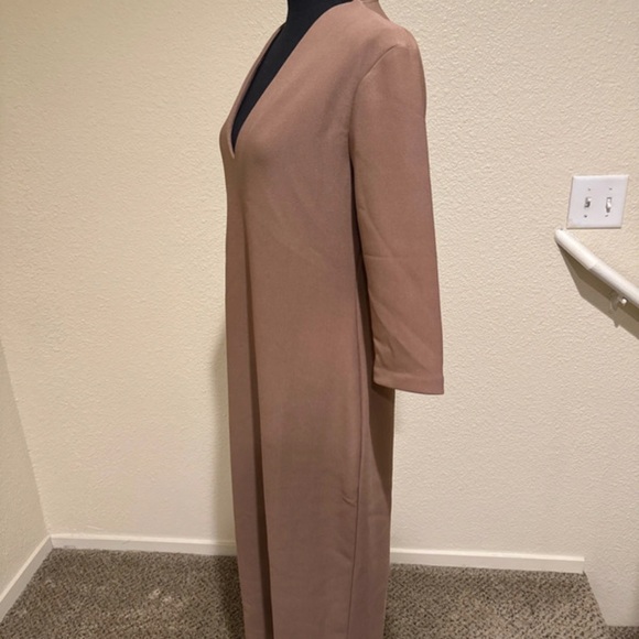 Zara Women's Taupe Long Sleeve Dress - Picture 11 of 11